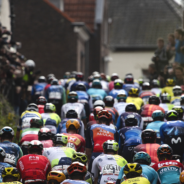 Amstel Gold Race 2024 - A view of the men’s race from the rear as the peloton scales the Maasberg