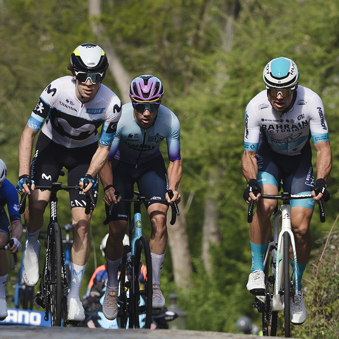 Amstel Gold Race 2025 - The breakaway tackles the Maasberg