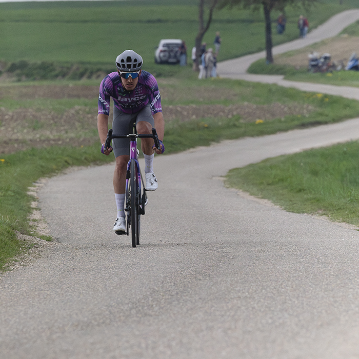 Amstel Gold Race 2025 - The lone figure of Alan Hatherly on Schaapsdries