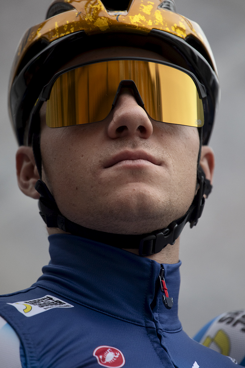 Coppa Bernocchi 2024 - Remco Evenepoel sports a golden helmet and glasses in recognition of his Olympic triumph at the team presentation