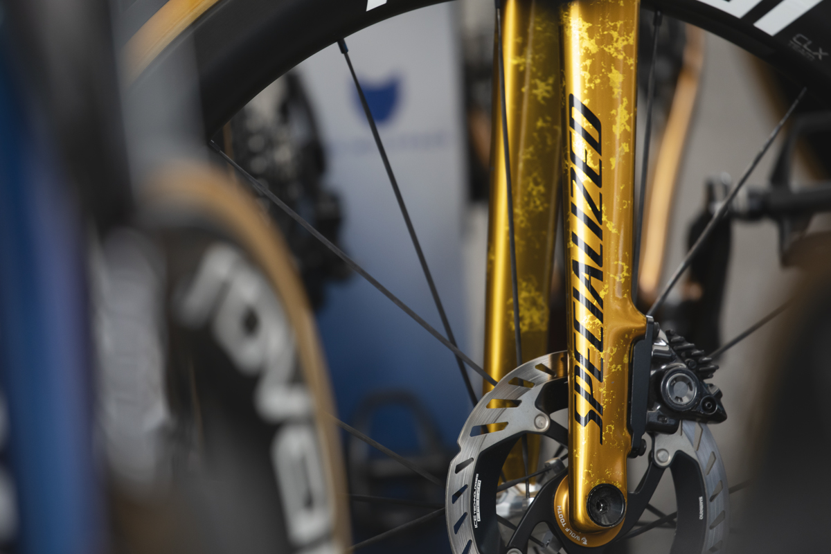 Coppa Bernocchi 2024 - A close up of Remco Evenepoel’s  Specialized golden Olympics Champion’s bike