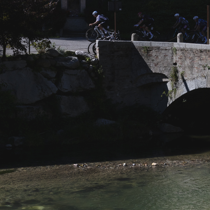Coppa Bernocchi 2025 - Riders seen passing the Ponte Medioevale in Castiglione Olona on their way to the Piccolo Stelvio