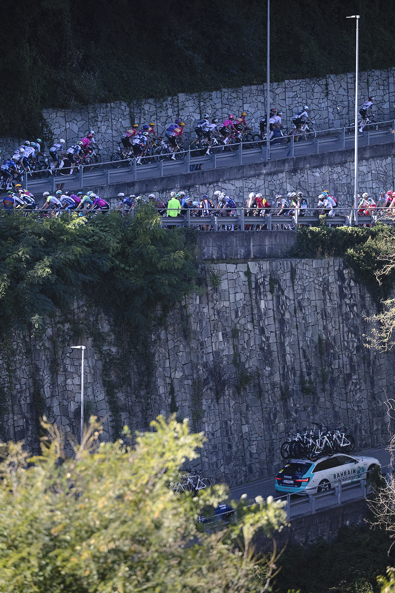 Coppa Bernocchi 2025 - The race seen on the different levels of the Salita Piccolo Stelvio climb