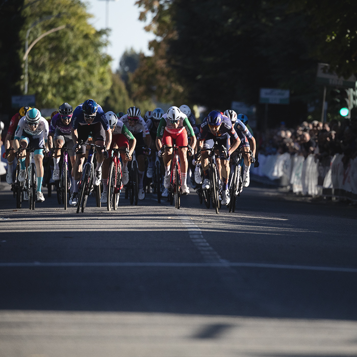 Coppa Bernocchi 2025 - The bunch sprint for the finish line in Legnano