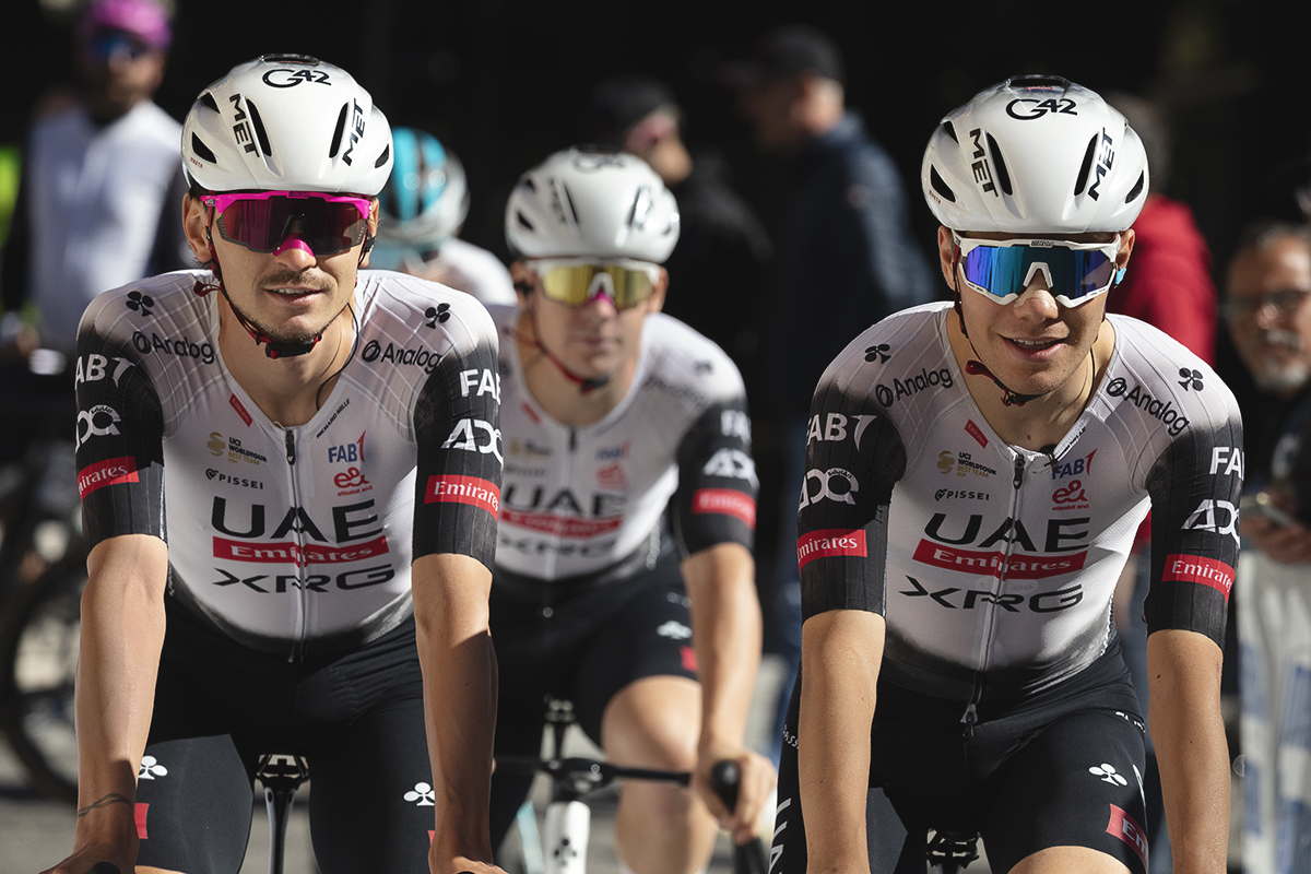 Coppa Bernocchi 2025 - Riders from UAE Team Emirates - XRG make their way to the race start