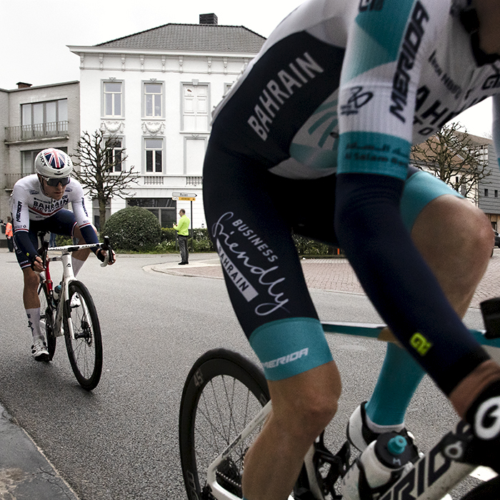 E3 Saxo Classic 2024 - Fred Wright races through the streets of Kluisbergen