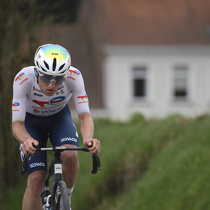 E3 Saxo Classic 2025 - Thomas Gachignard of Team TotalEnergies with a white house in the background