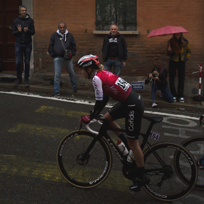 Giro dell'Emilia Internazionale Donne Elite 2024 - Hannah Ludwig of Cofidis Women Team passes fans holding umbrellas on the climb