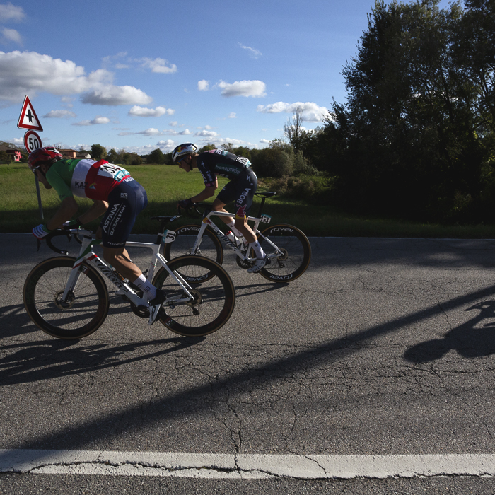 Gran Piemonte 2024 - Riders race into the settlement of Maggiora