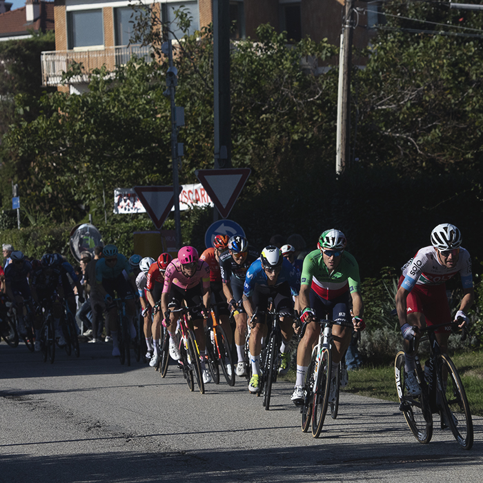 Gran Piemonte 2024 - Riders push on through Maggiora