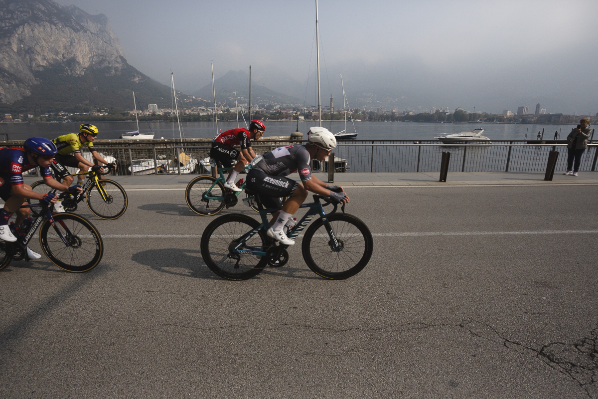 Il Lombardia 2025 - Riders race through Malgrate with the stunning scenery of Lago di Lecco as a backdrop