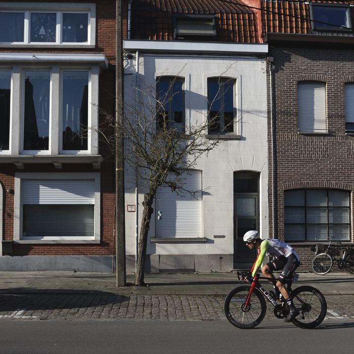 Kuurne Brussel Kuurne 2025 - Huub Artz  of Intermarché - Wanty rides past a row of traditionally Belgian houses