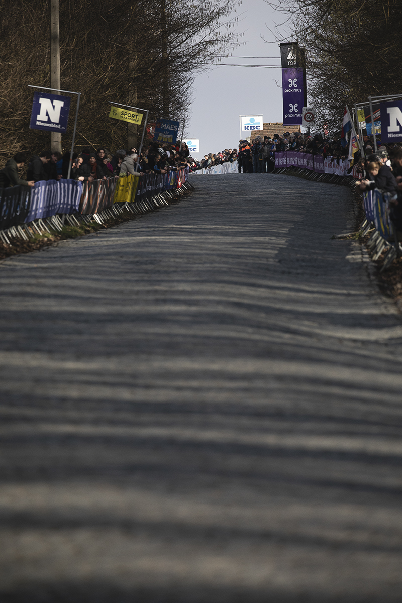 Omloop Nieuwsblad 2025 - The cobbles of the Bosberg winding up to its summit