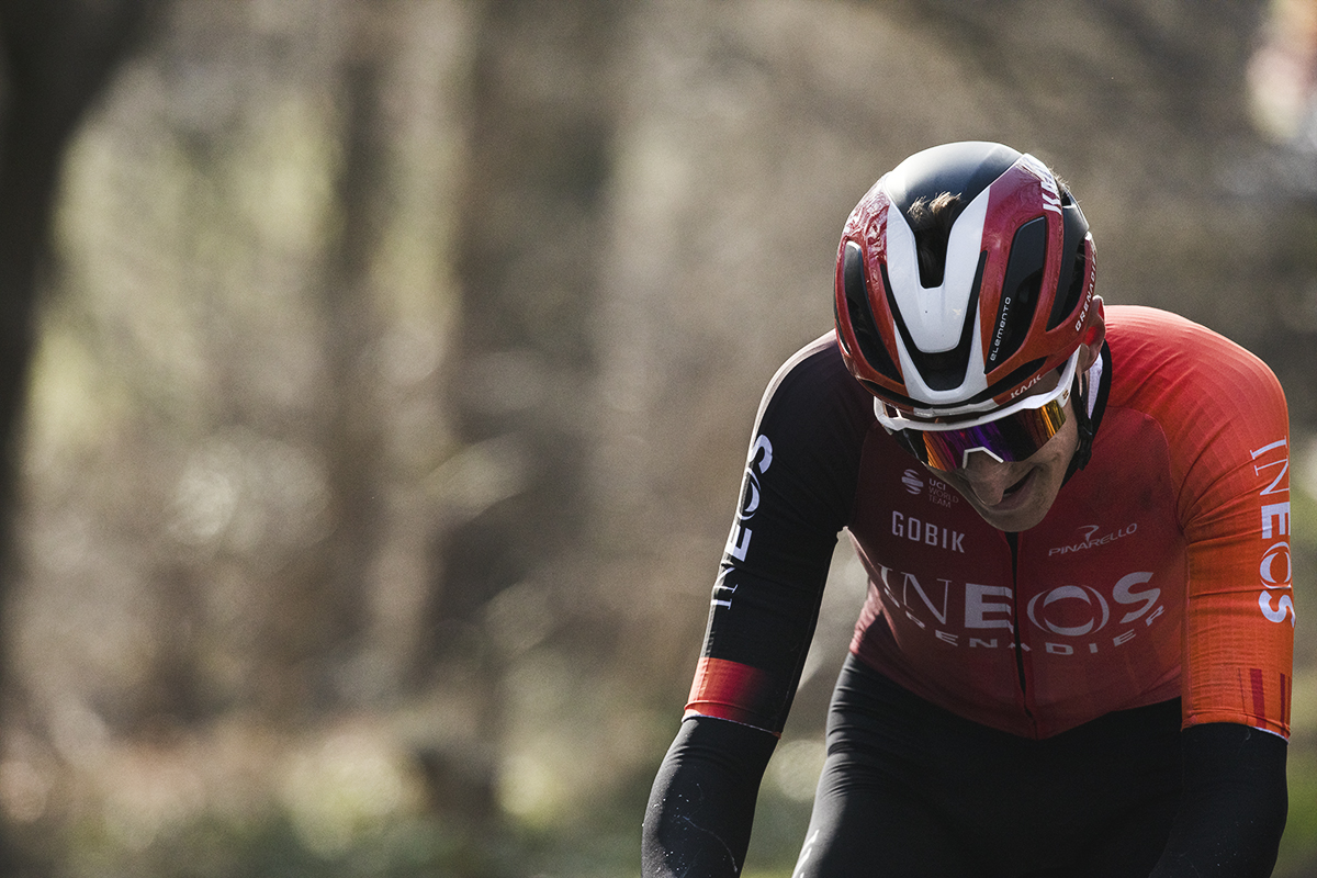 Omloop Nieuwsblad 2025 - Ben Turner of INEOS Grenadiers on the Bosberg