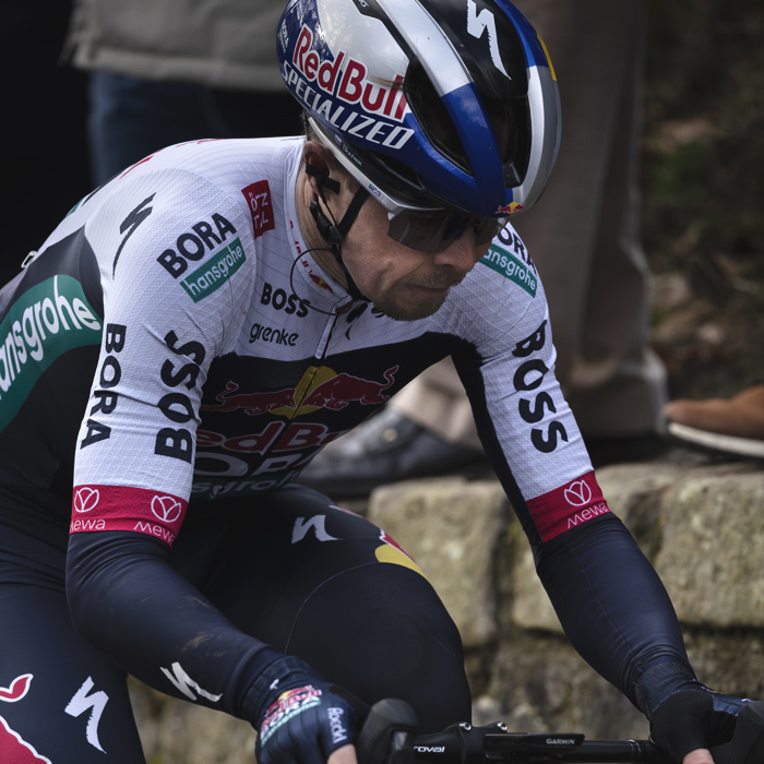 Omloop Nieuwsblad 2025 - Last year’s victor, Jan Tratnik of Red Bull - BORA - hansgrohe struggles up the climb