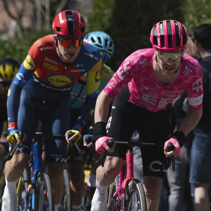 Ronde van Vlaanderen 2025 - Owain Doull stands on his pedals as he cimbs Wolvenberg