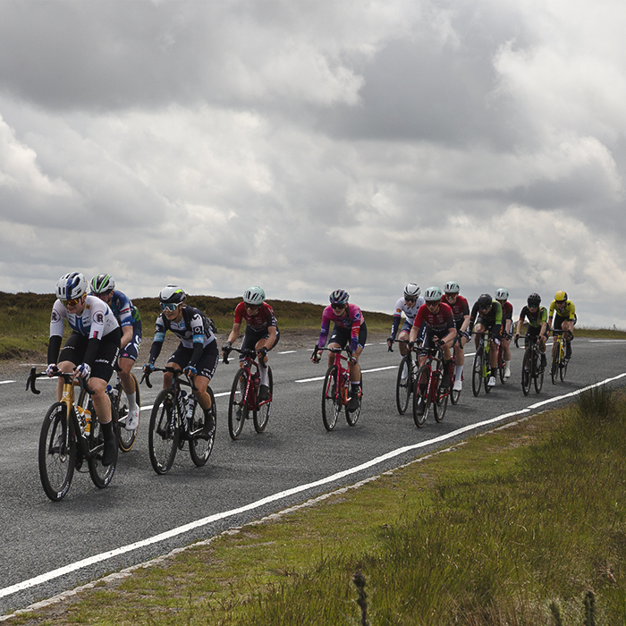 Tour of Britain Women’s 2025 - Stage 1 - A group of riders on Blakey Ridge in the North York Moors
