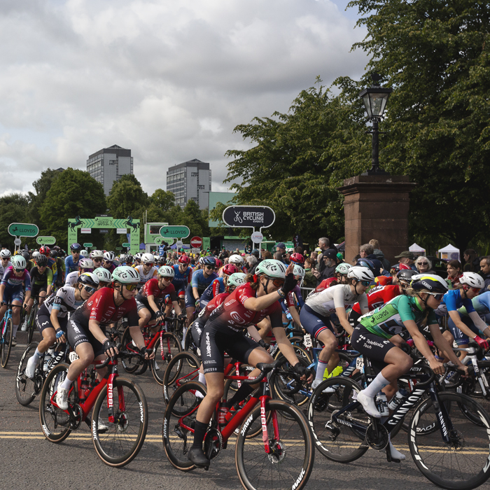 Tour of Britain Women’s 2025 - Stage 4 - The stage starts on Glasgow Green