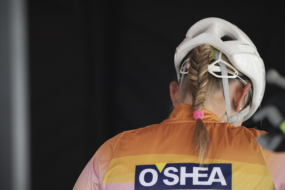 Tour of Britain Women’s 2025 - Stage 3 - Ella Wahlström from behind as she prepares for the stage