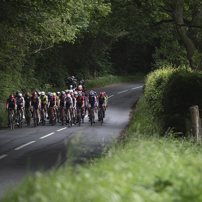 Tour of Britain Women’s 2025 - Stage 3 - A group of riders in the lush countryside near Lillisleaf