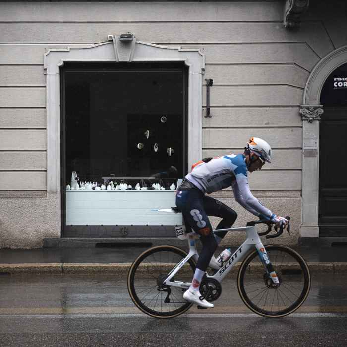 Tre Valli Varesine 2024 - Varese - Romain Bardet races in the rain soaked streets of Varese