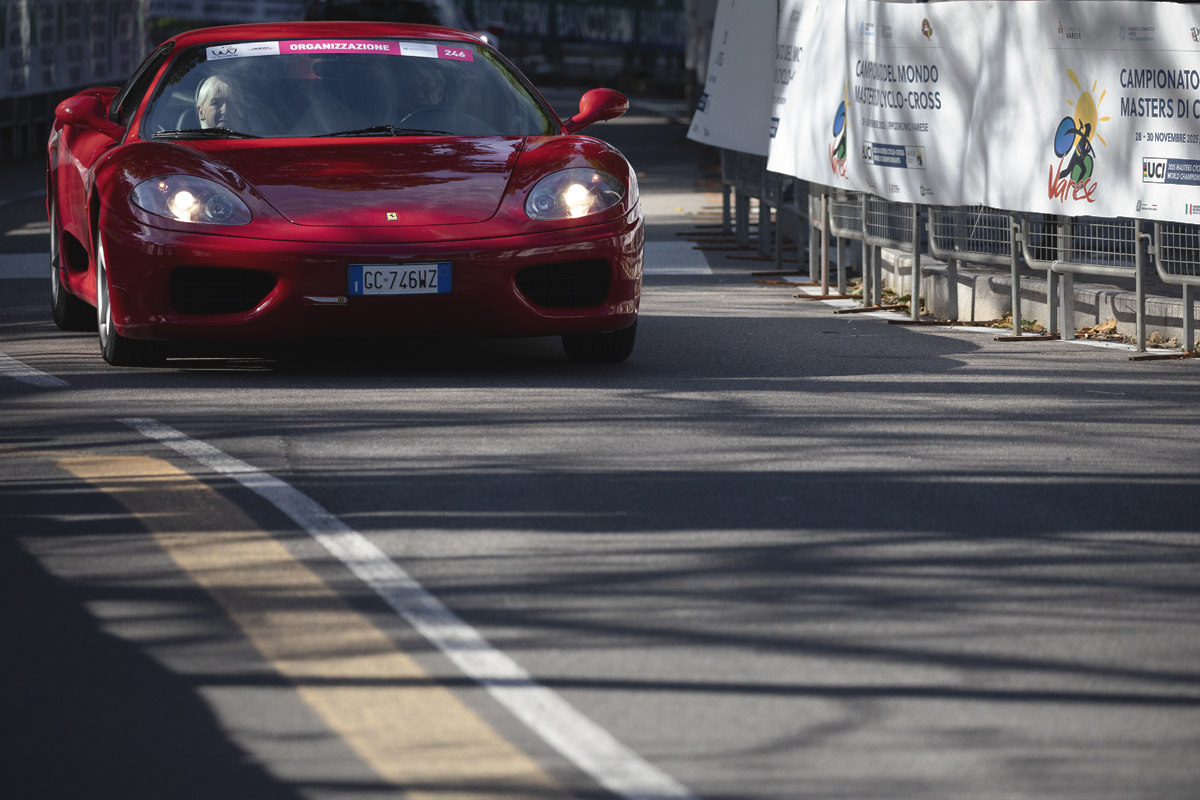 Tre Valli Varesine 2025 - A Ferrari is driven on the course as part of the race convoy