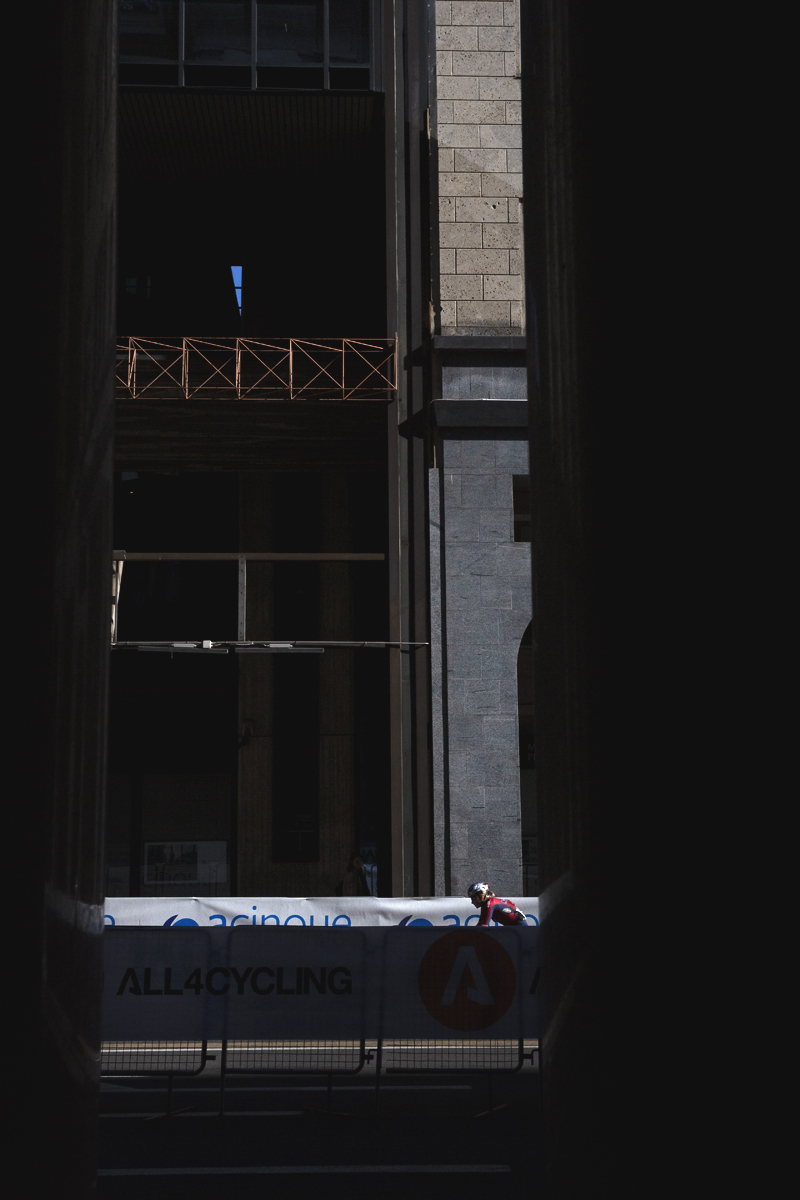 Tre Valli Varesine Women’s Race 2025 - Petra Stiasny is dwarfed by the towering buildings in Varese