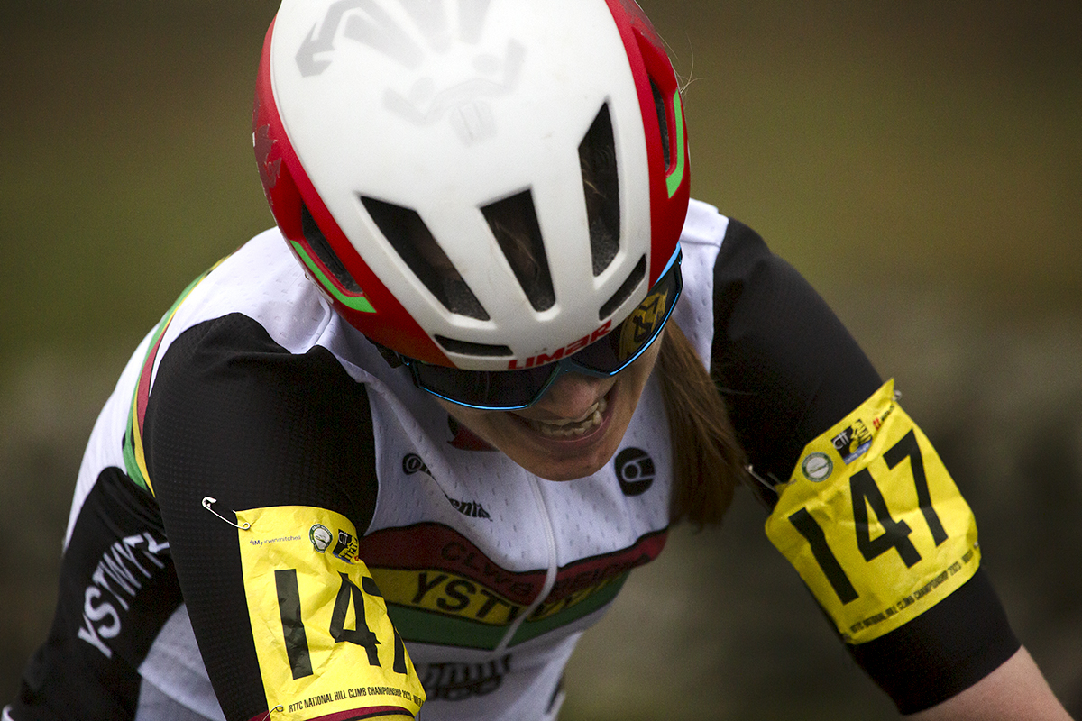 UK National Hill Climb Championships 2023 - A close up of Leah Brewer as she grimaces with effort on the climb